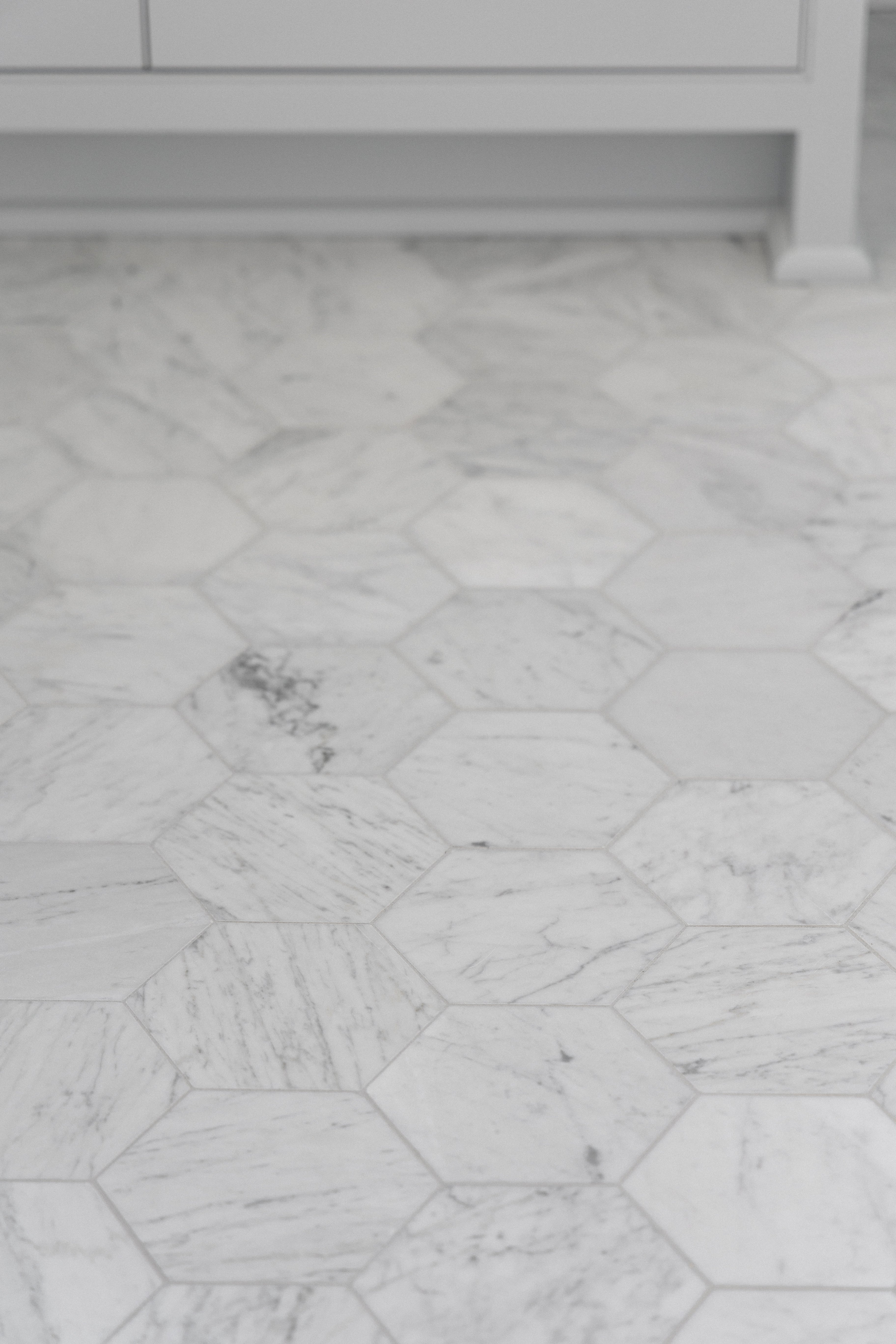 Venatino Carrara 5" Hexagon - Castelli Marble