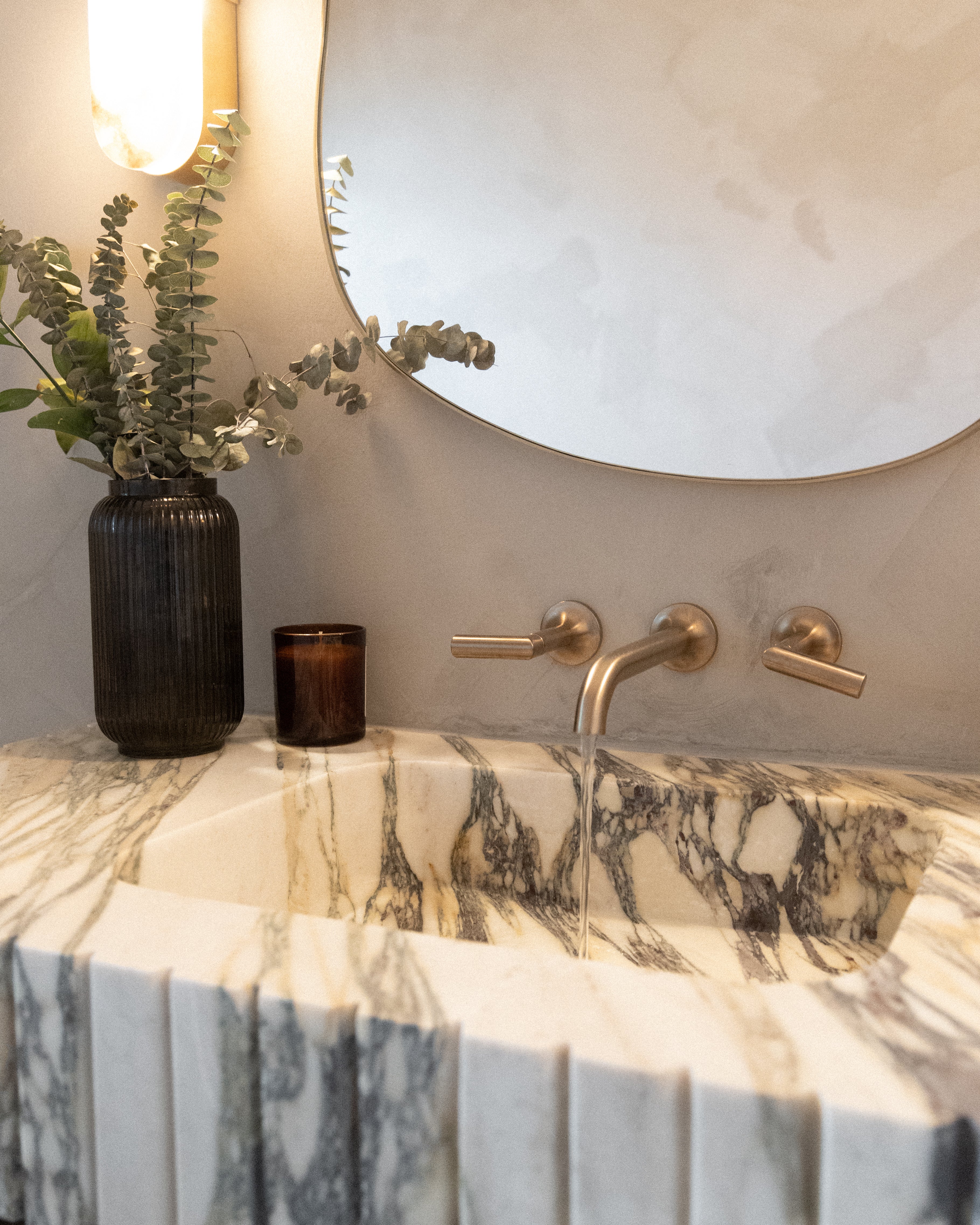 Calacatta Viola - Castelli Marble