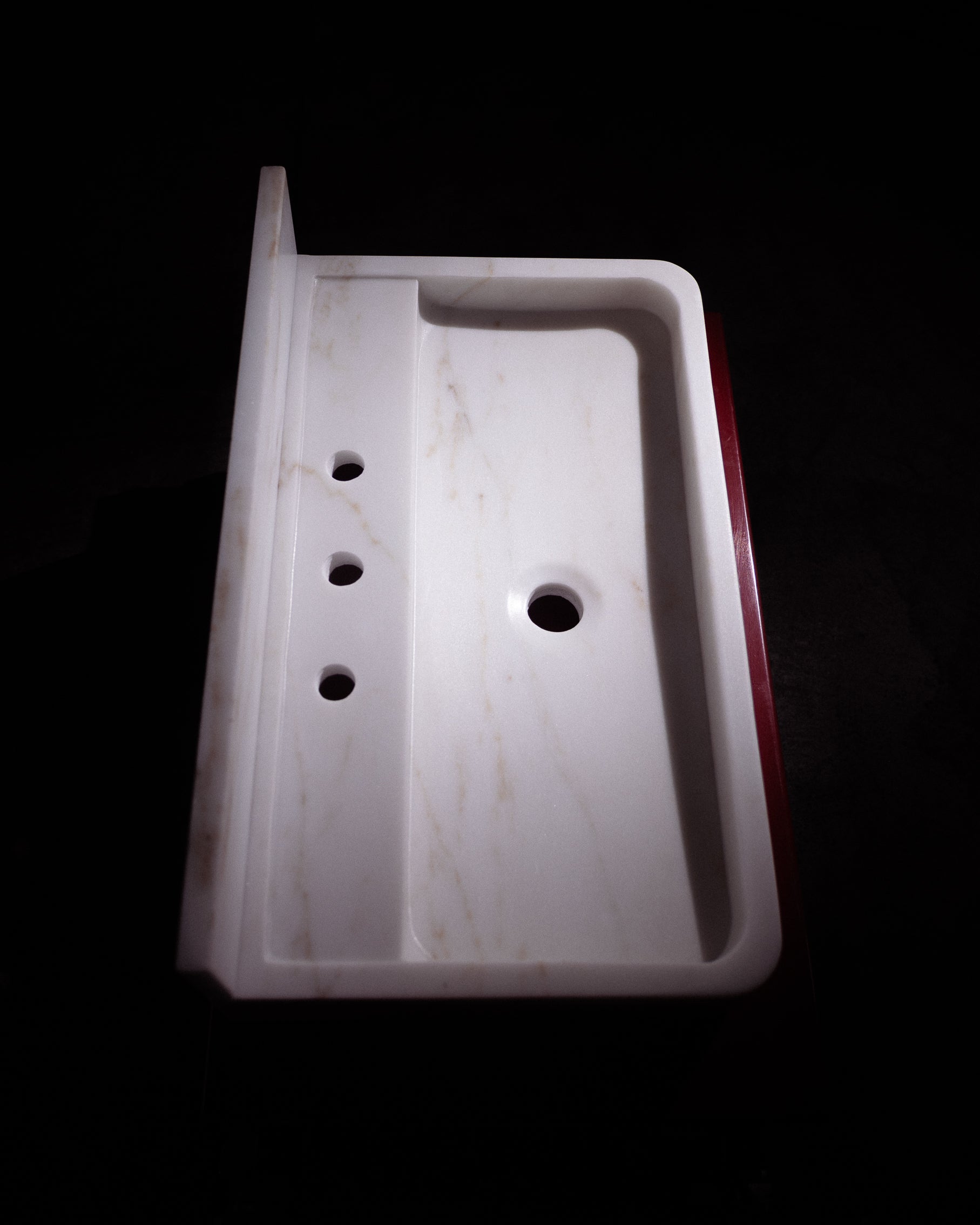 Colorado Calacatta Floating sink