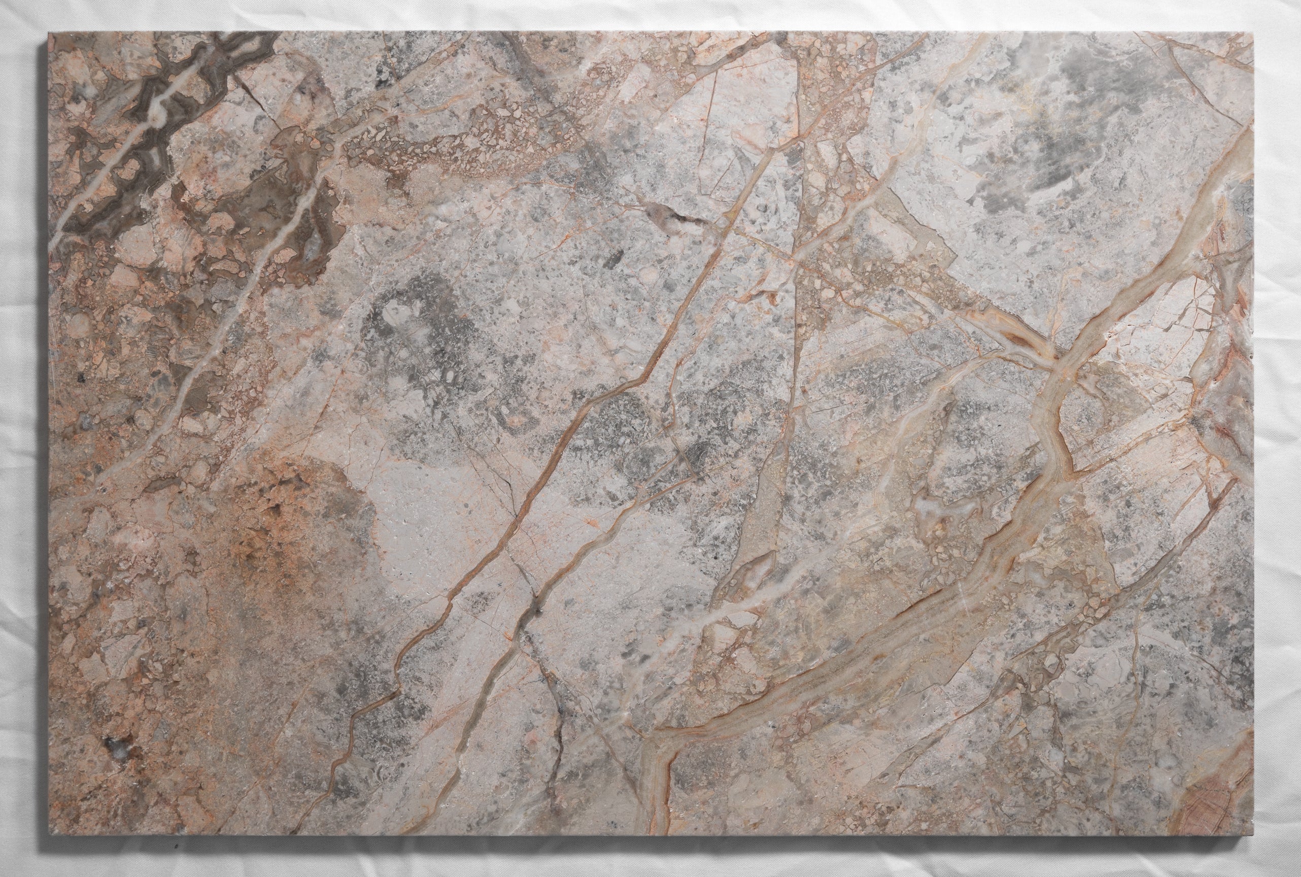 Macchia Gray 16" x 24"