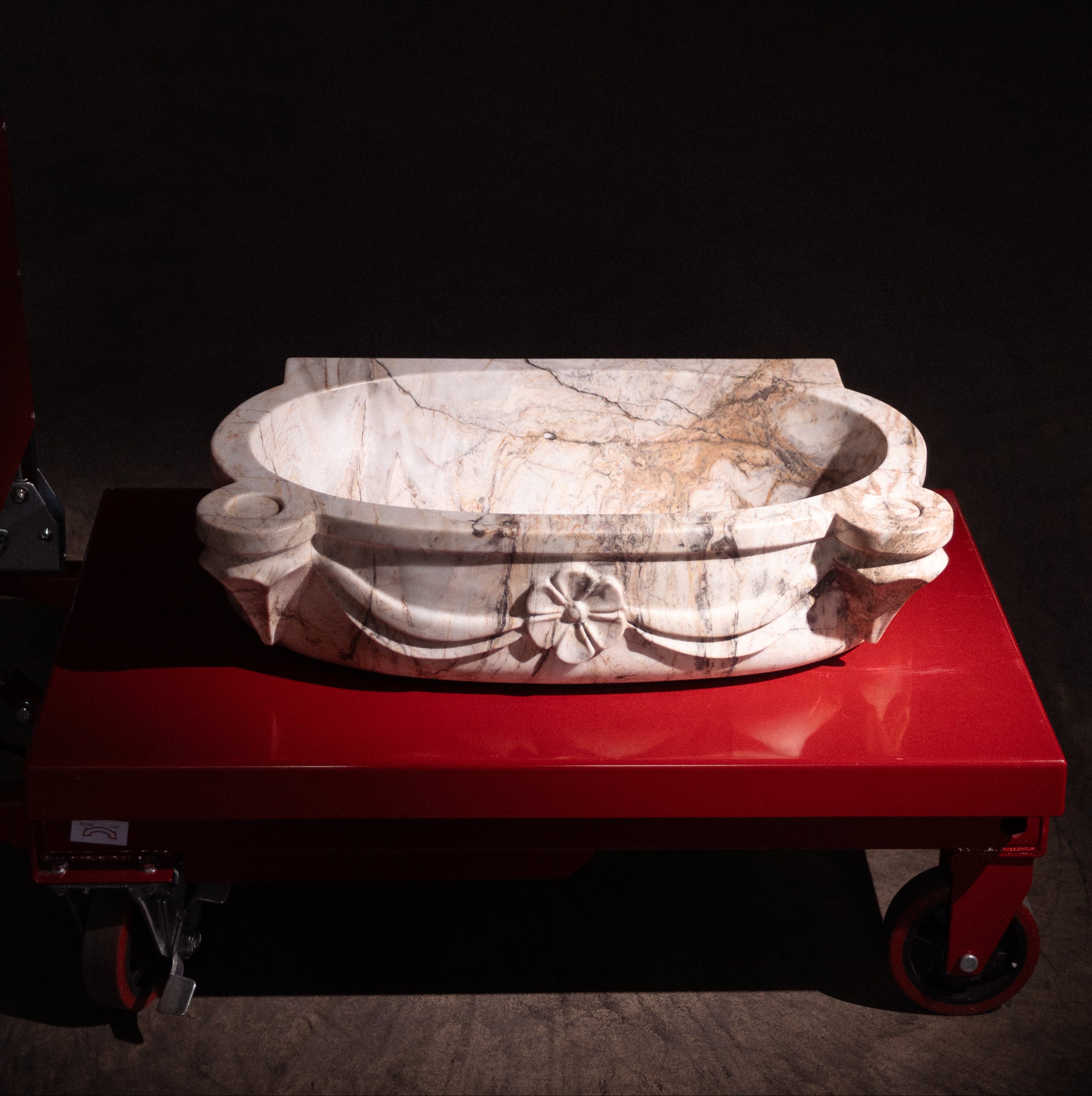 Rosewood Cathedral - Castelli Marble