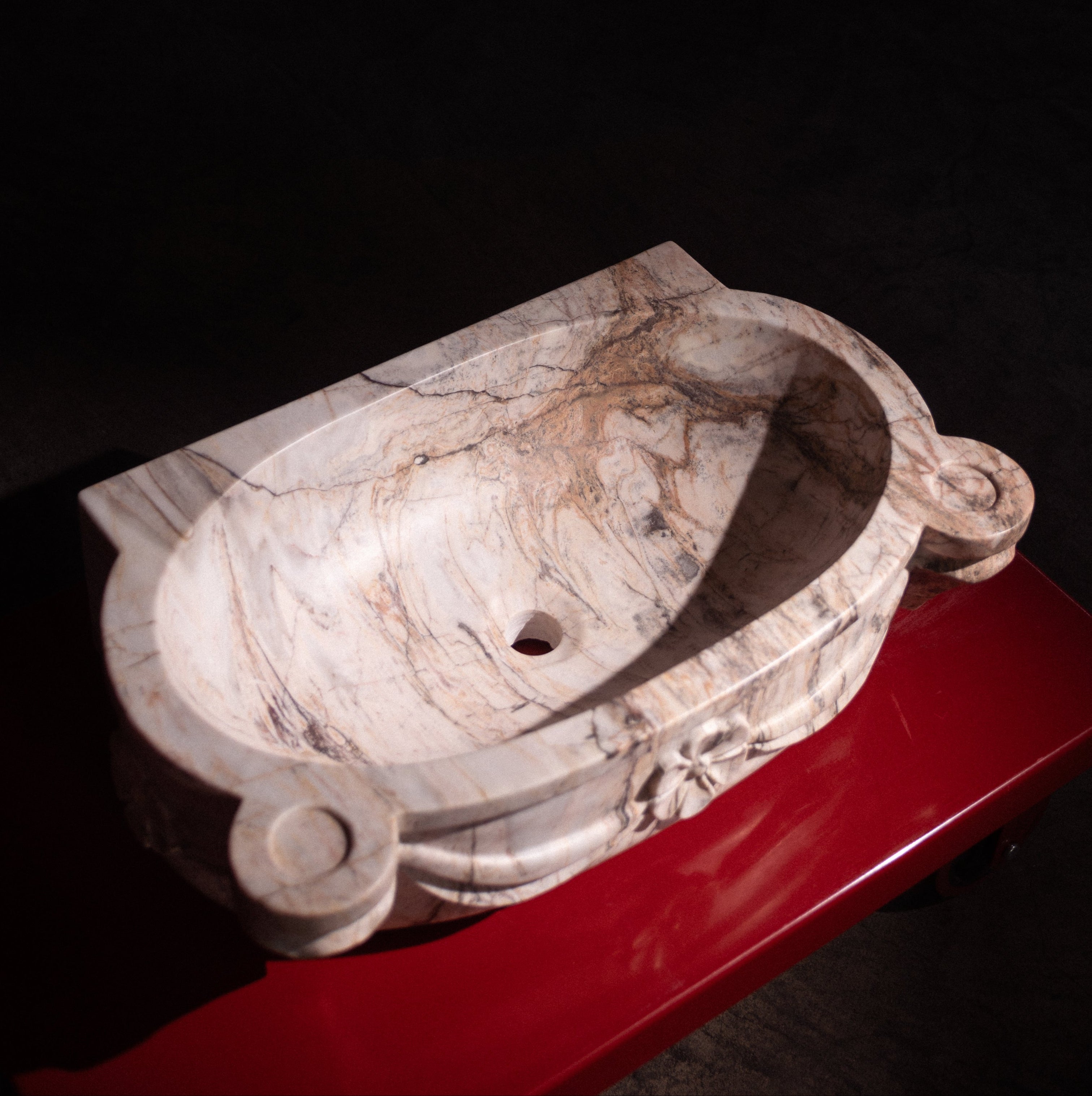 Rosewood Cathedral - Castelli Marble