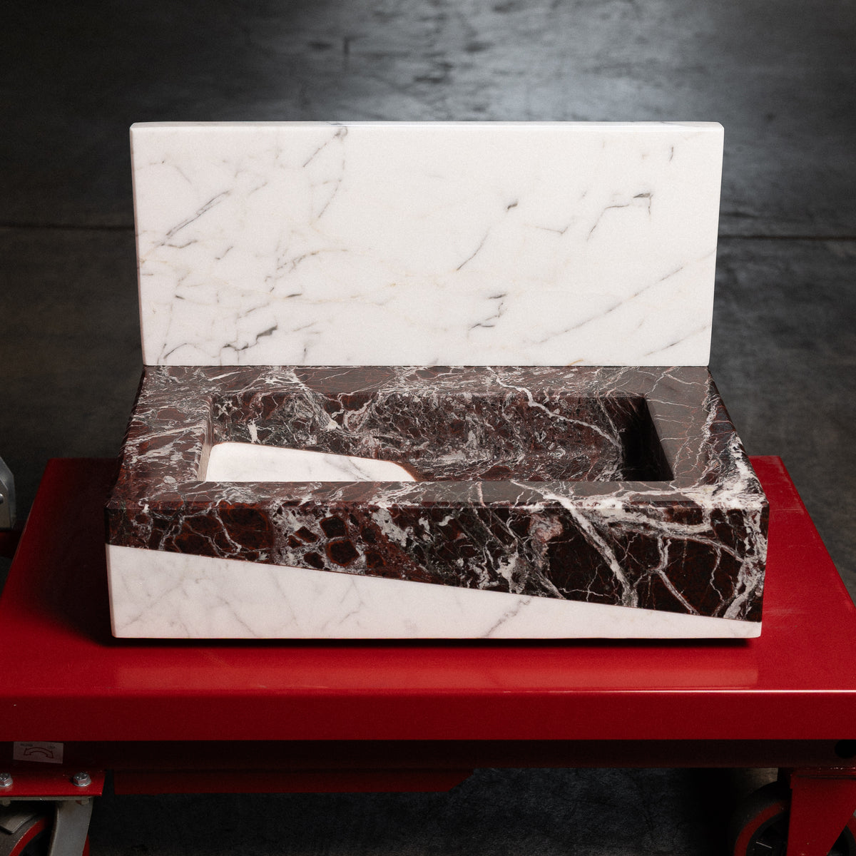 Rosso Levanto / Statuary Sink
