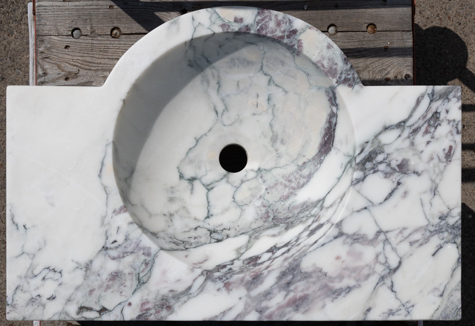 Viola Monet 28"