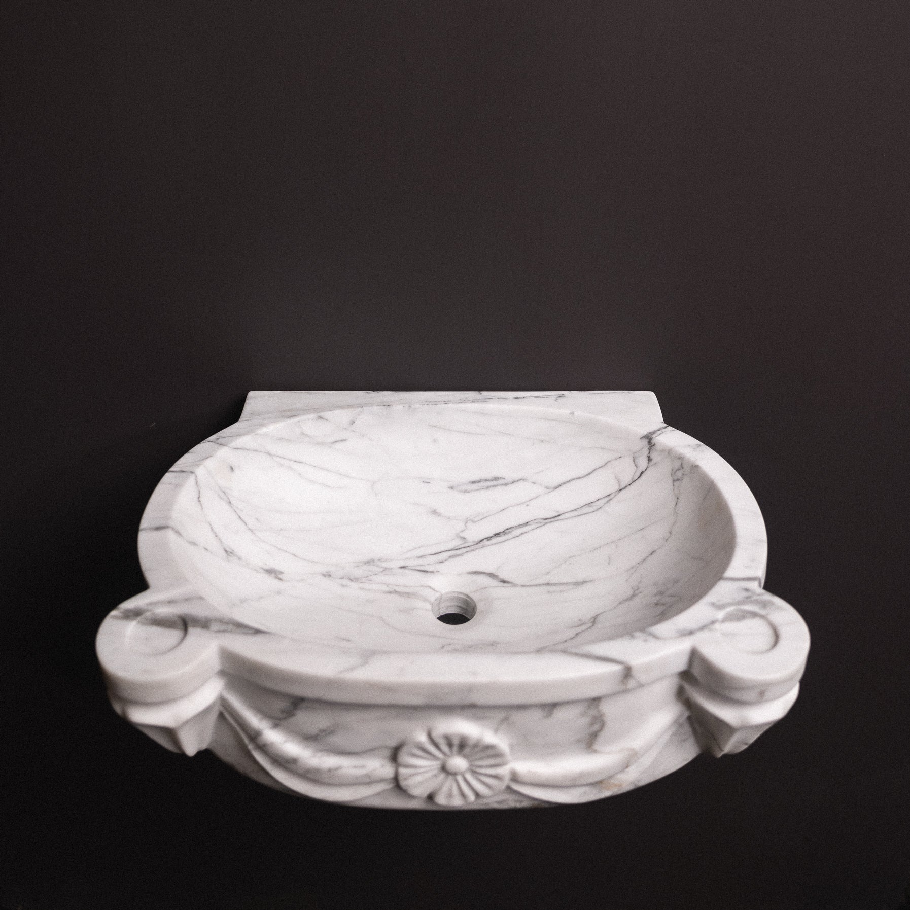 Statuary Cathedral Sink