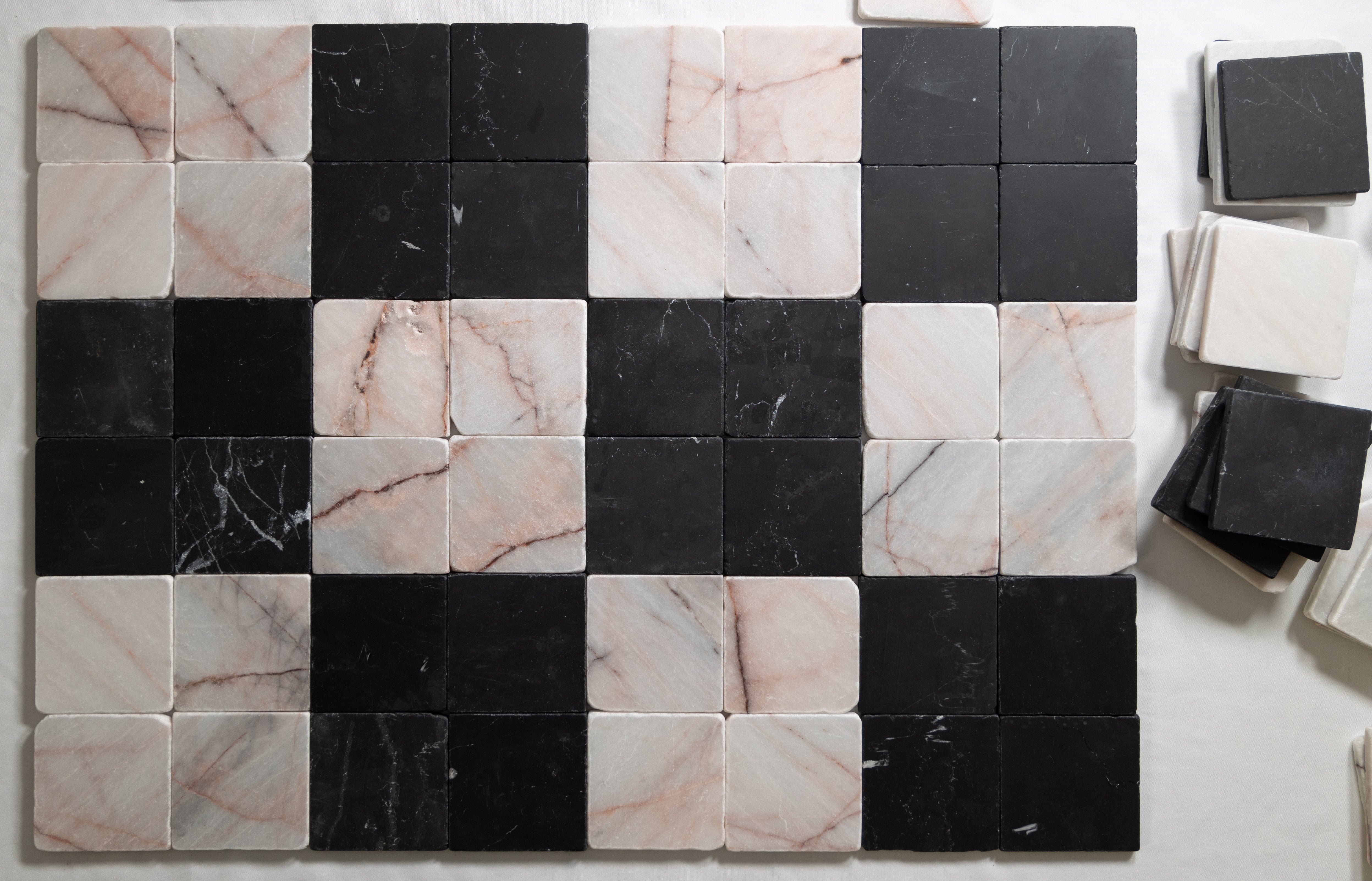 White #7 & Nero St. Gabriel 4"x4" Checkered Tumbled Marble - Castelli Marble