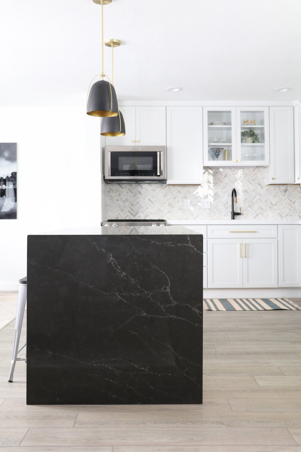 Calacatta Herringbone Mosaics Tile