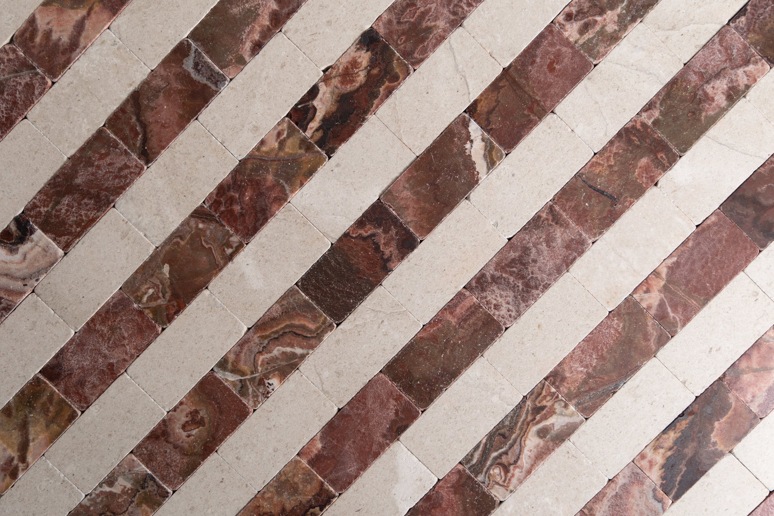 Sierra Limestone tumbled tiles