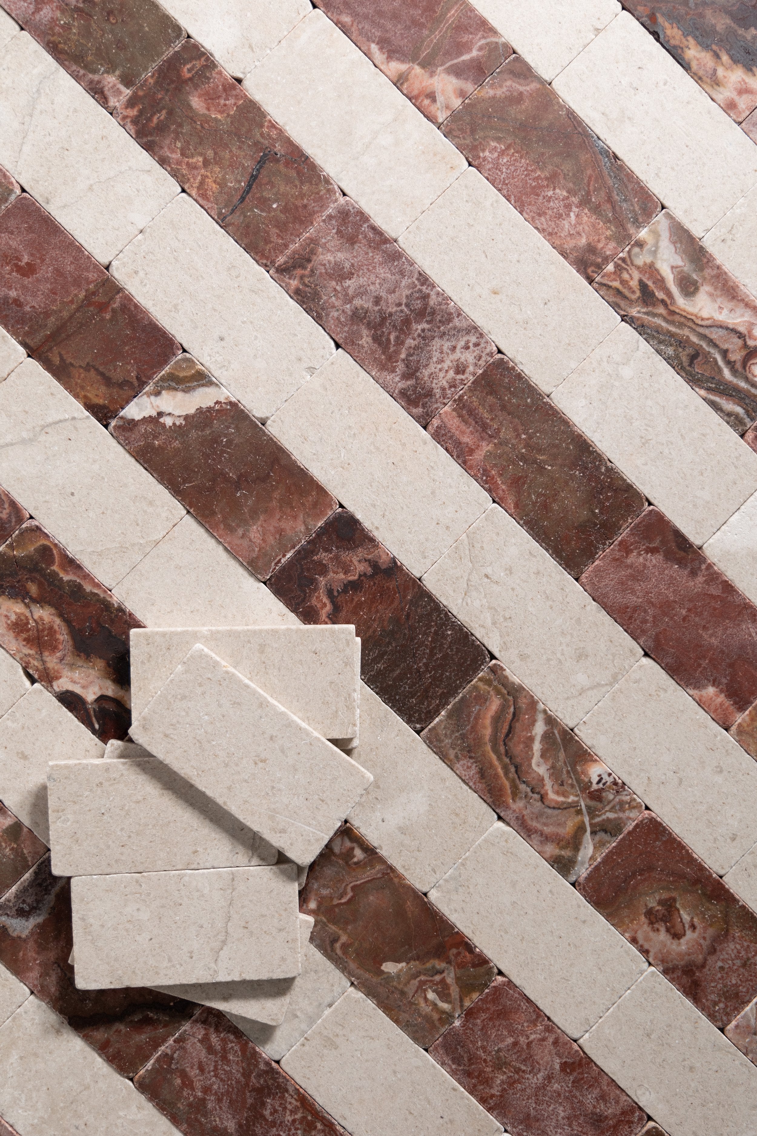 Sierra Limestone 3"x6" tumbled