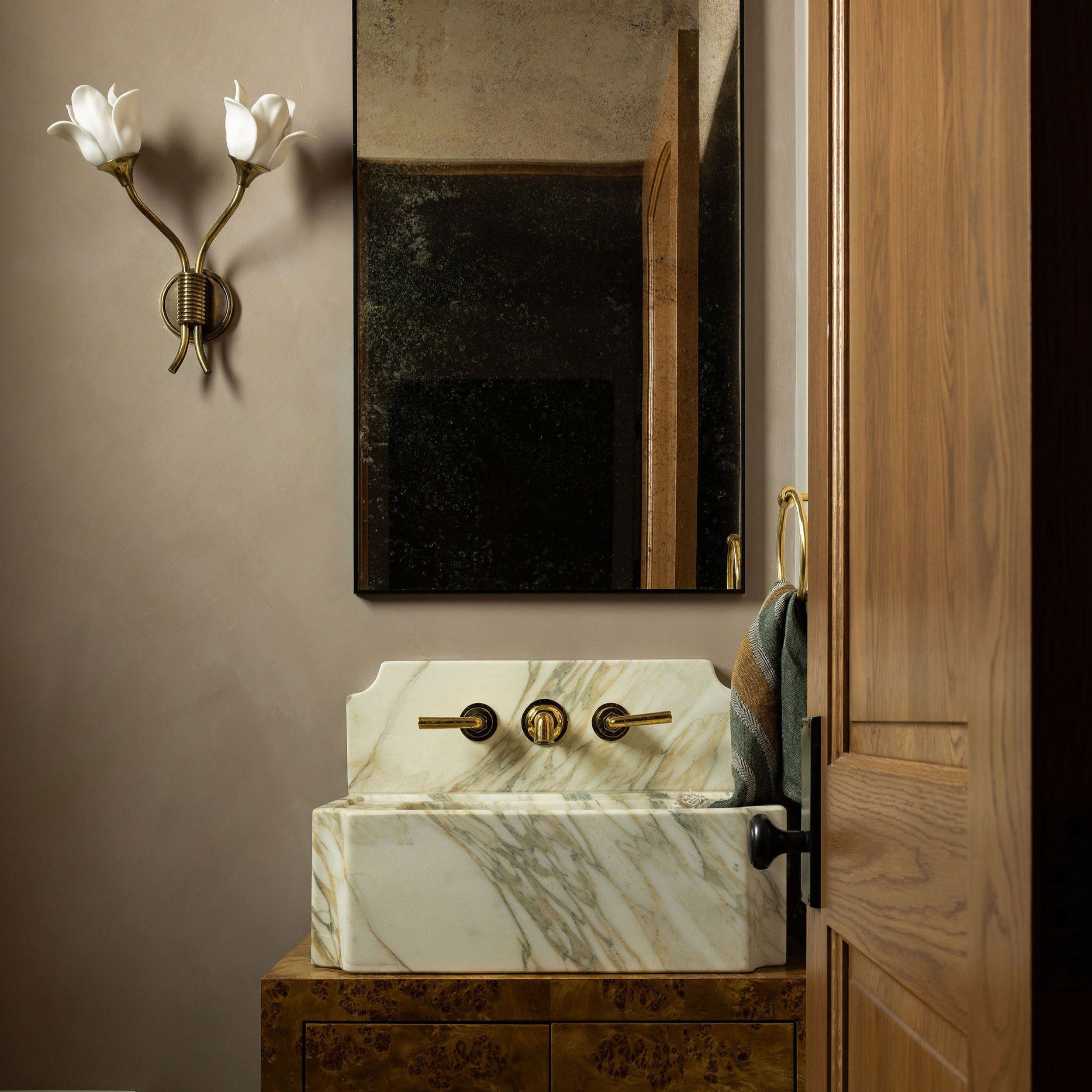 Calacatta Monet - Castelli Marble