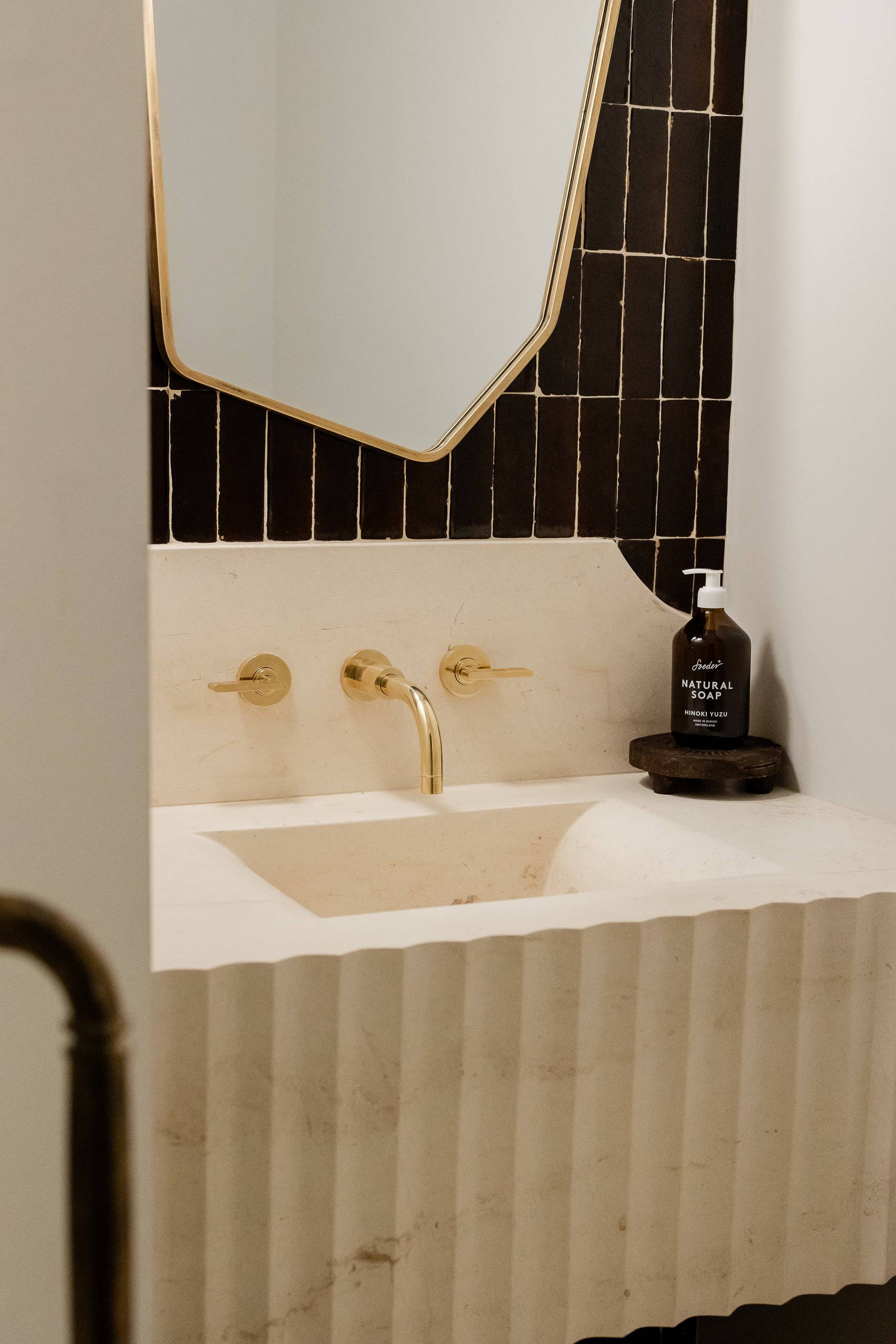 Crema Fluted Sink - Castelli Marble