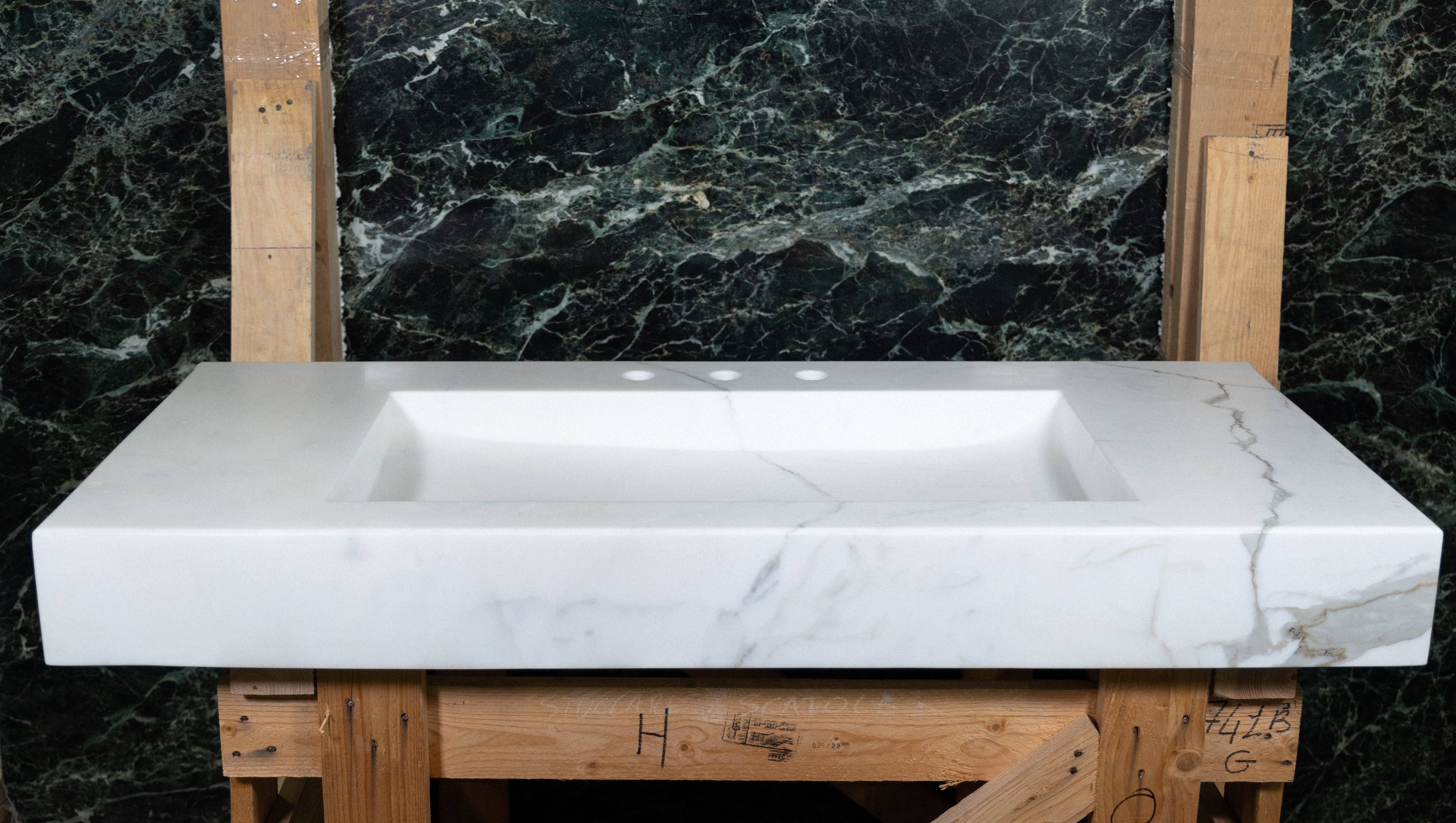 Calacatta  50” x 22” x 5” - Castelli Marble