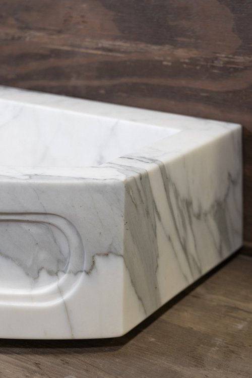 Calacatta Floating - Castelli Marble