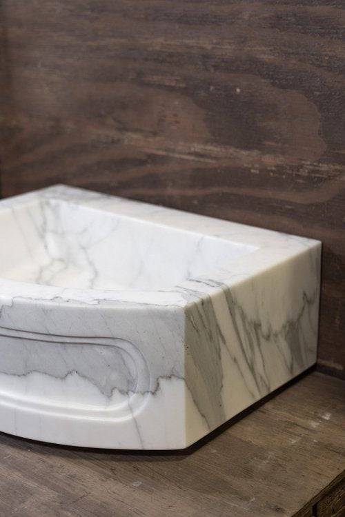 Calacatta Floating - Castelli Marble