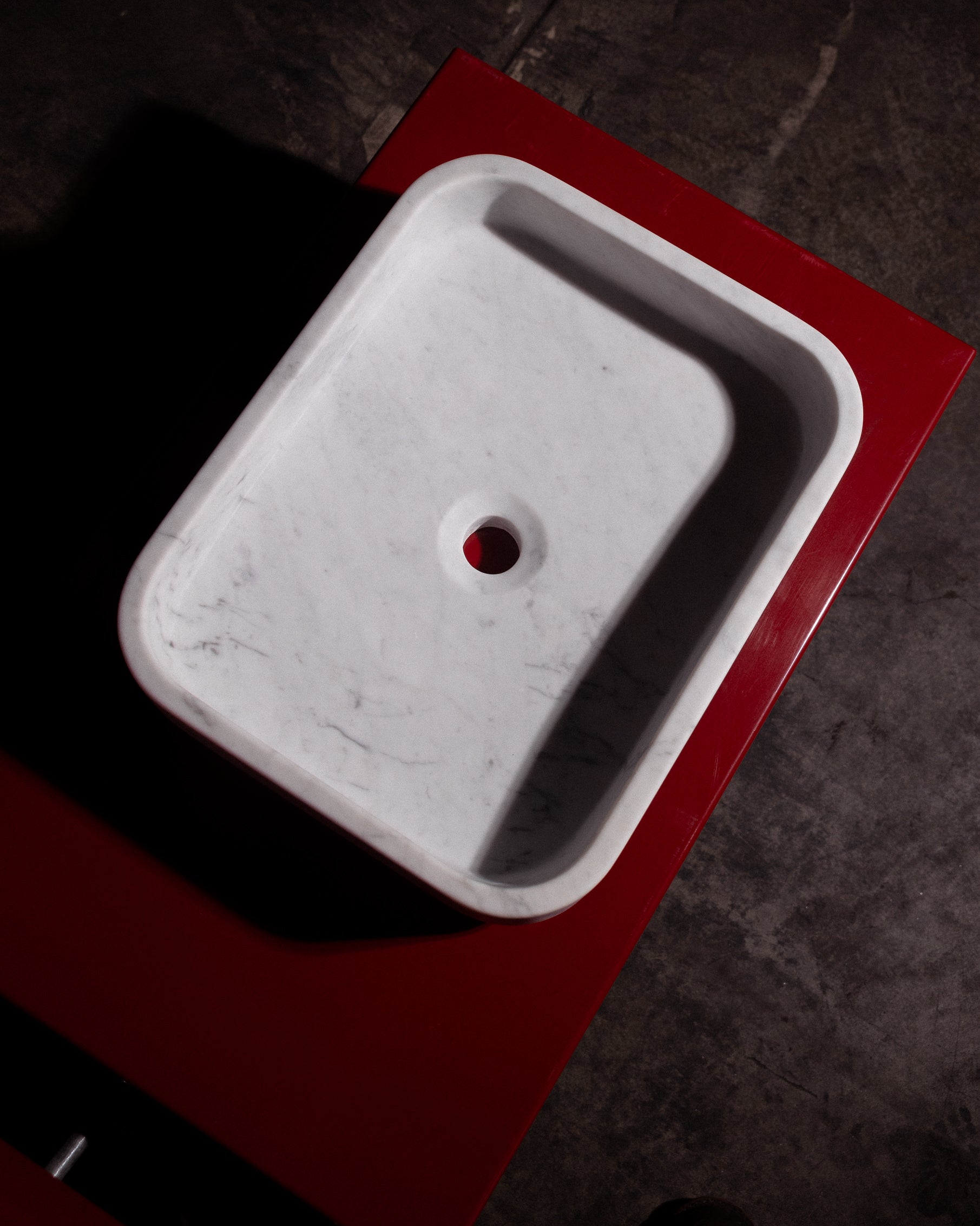 Carrara Vessel V2
