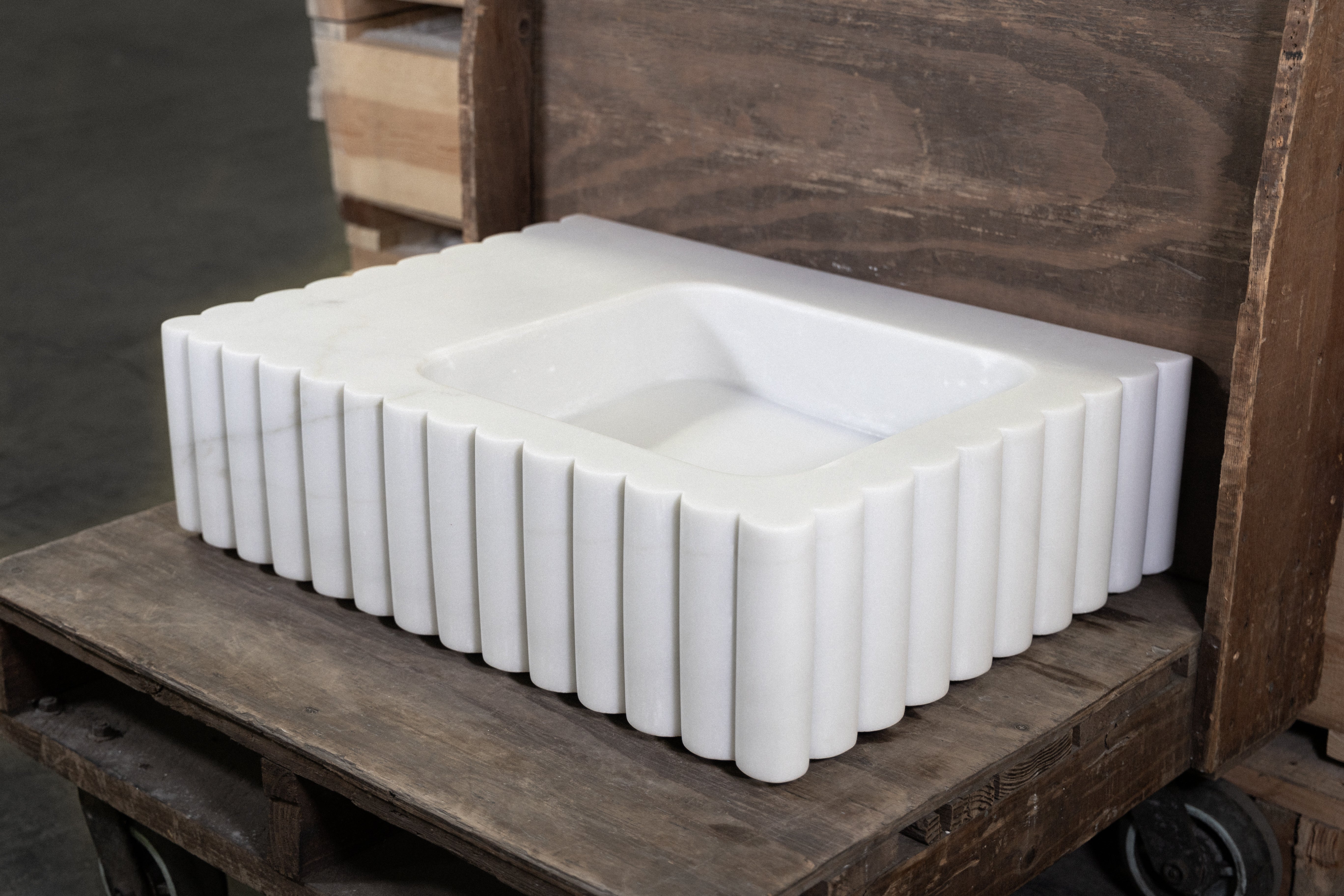 Colorado Calacatta Fluted Sink