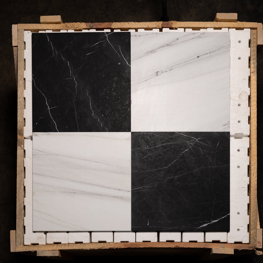 Colorado Lincoln / Nero Honed 18"x18" (V1)