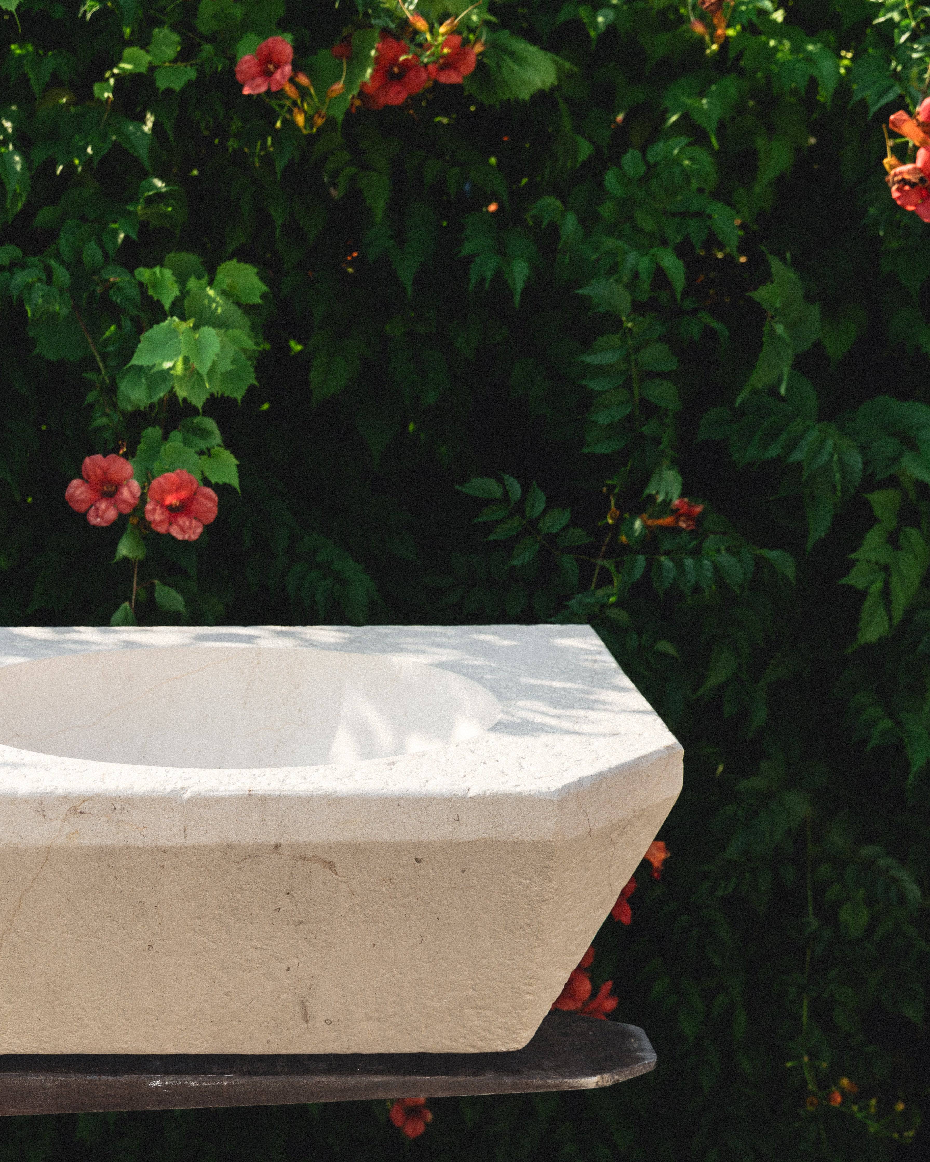 Crema antiqued sink