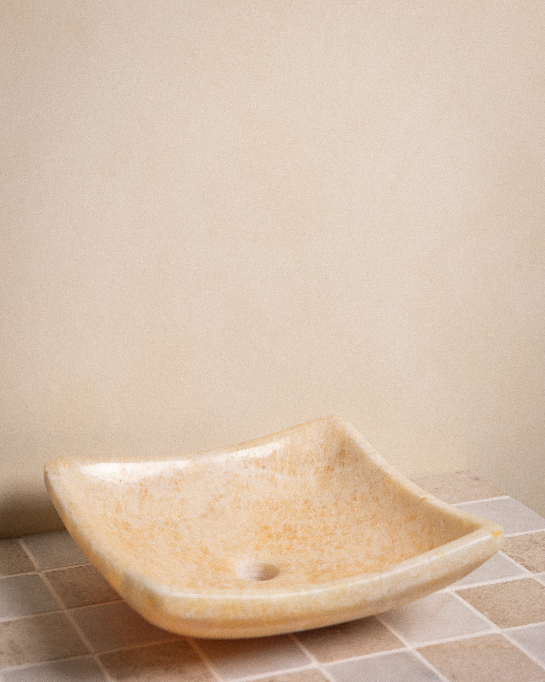 Honey Onyx Vessel V2 - Castelli Marble
