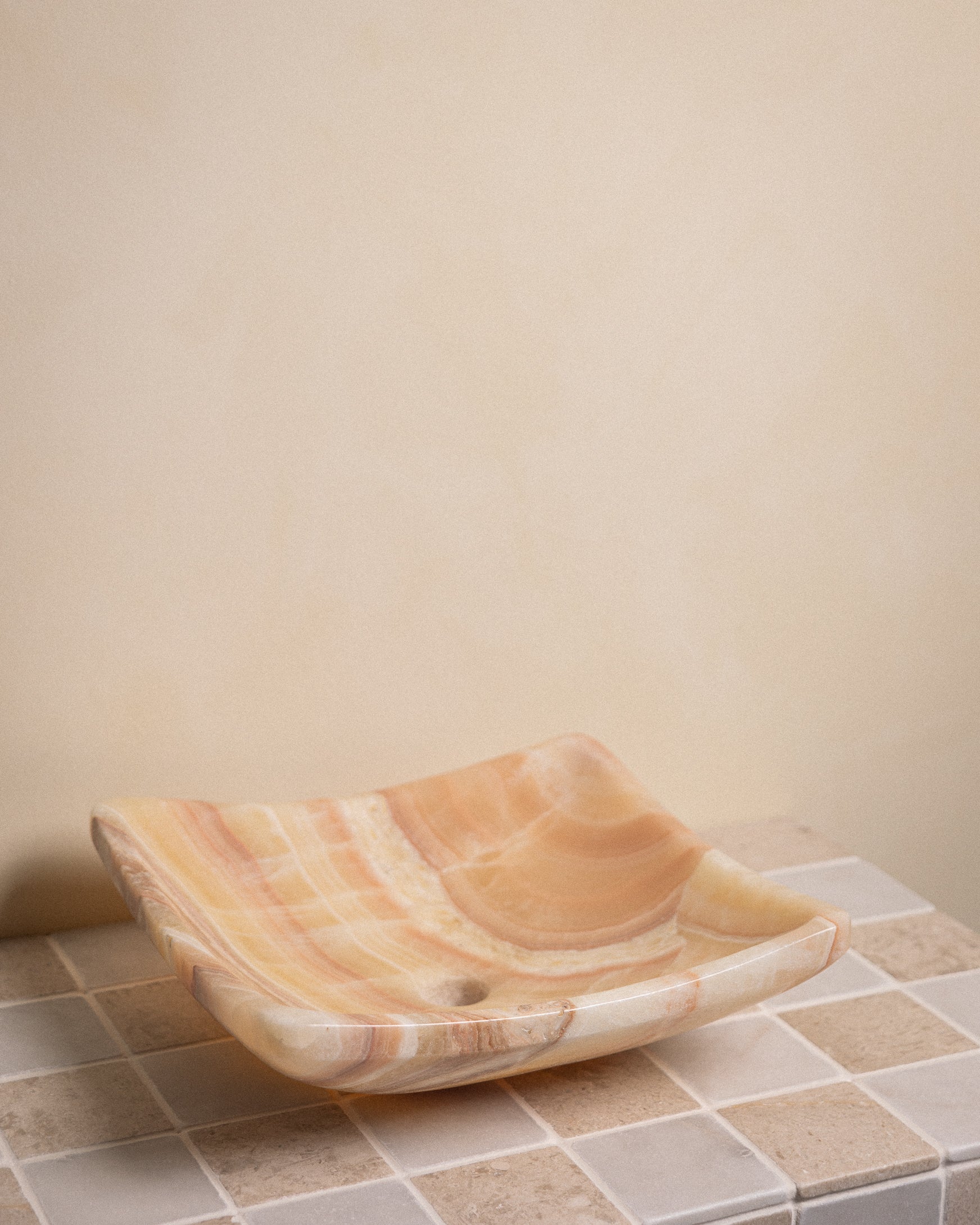 Honey Onyx Vessel V3 - Castelli Marble