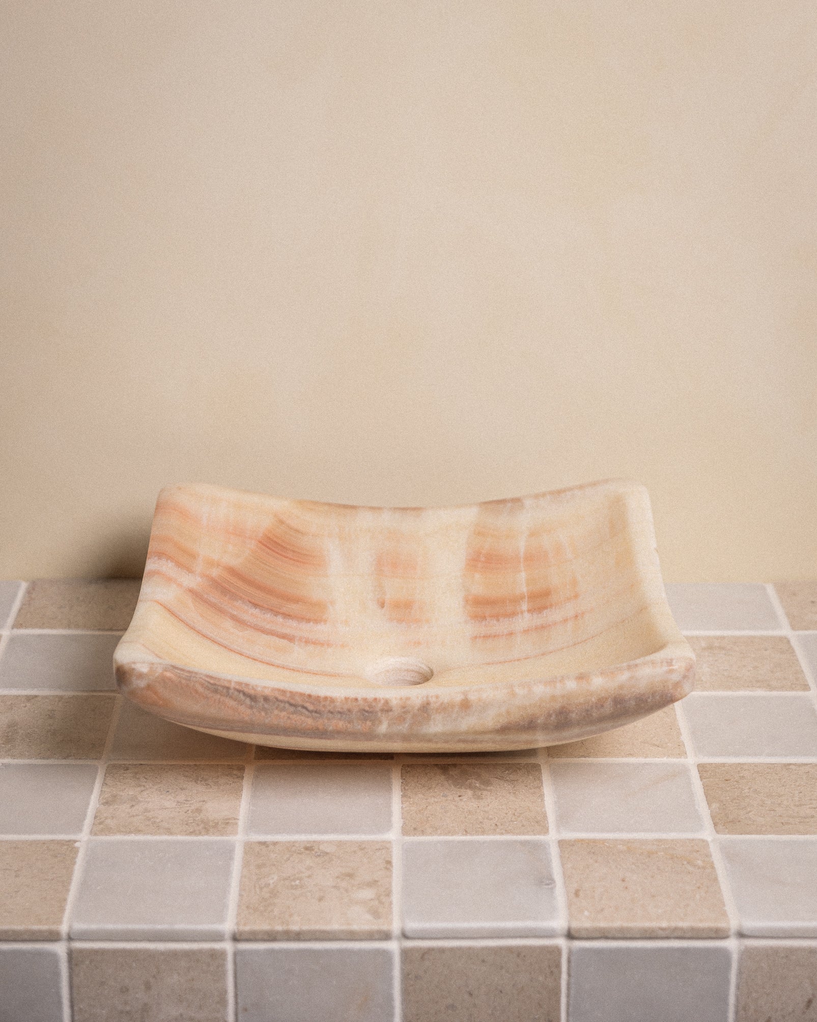 Honey Onyx Vessel V5 - Castelli Marble