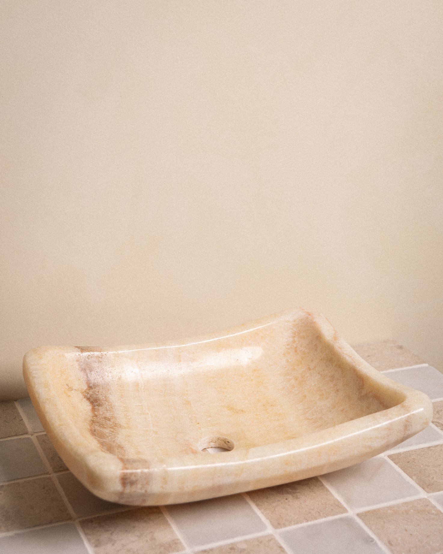 Honey Onyx Vessel V6 - Castelli Marble