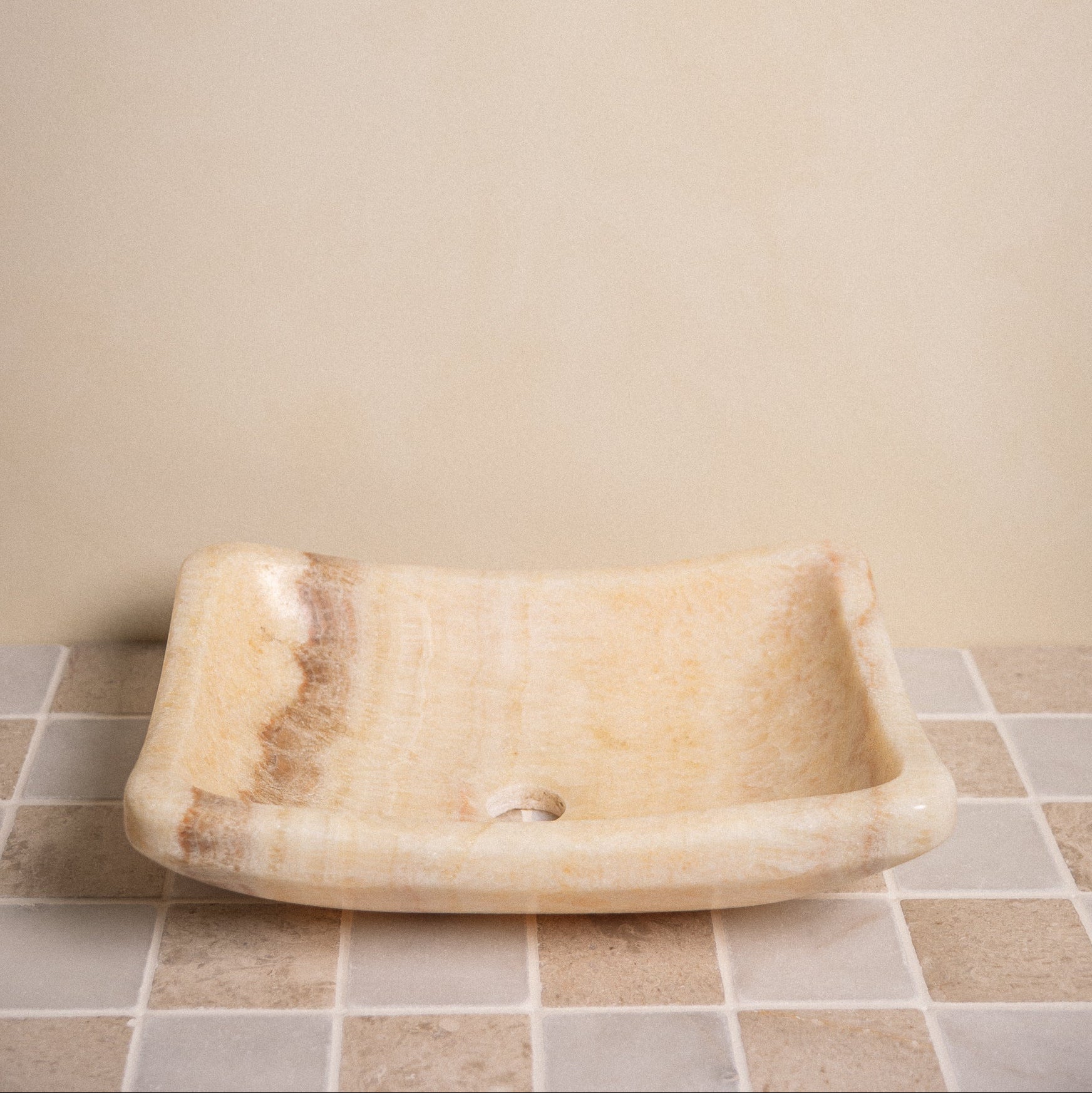 Honey Onyx Vessel V6 - Castelli Marble
