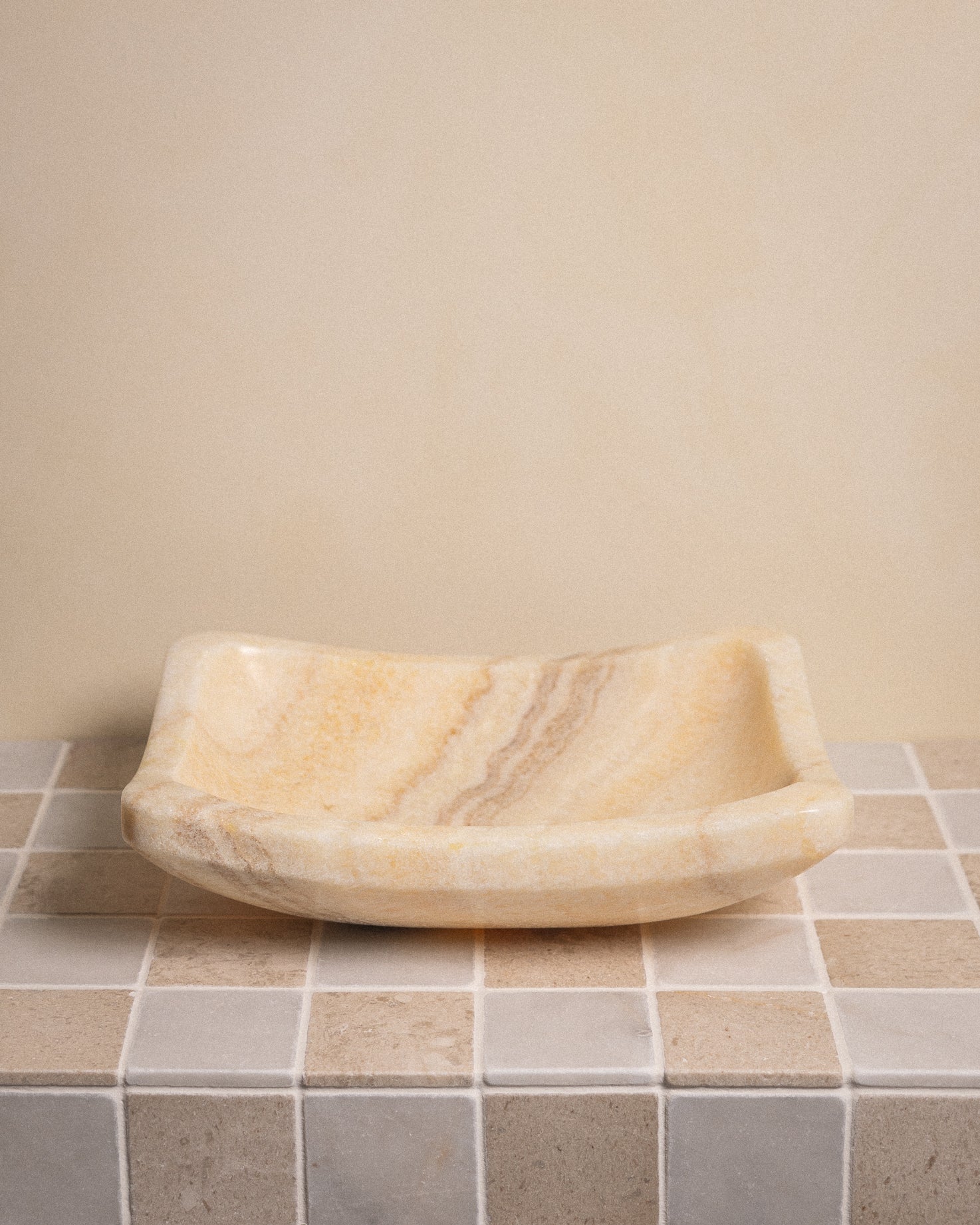 Honey Onyx Vessel V7 - Castelli Marble