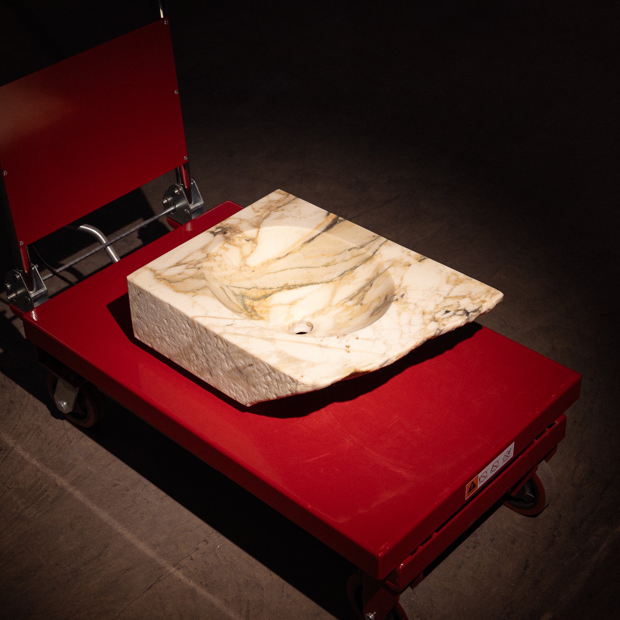 Monet Chiseled Vessel V1