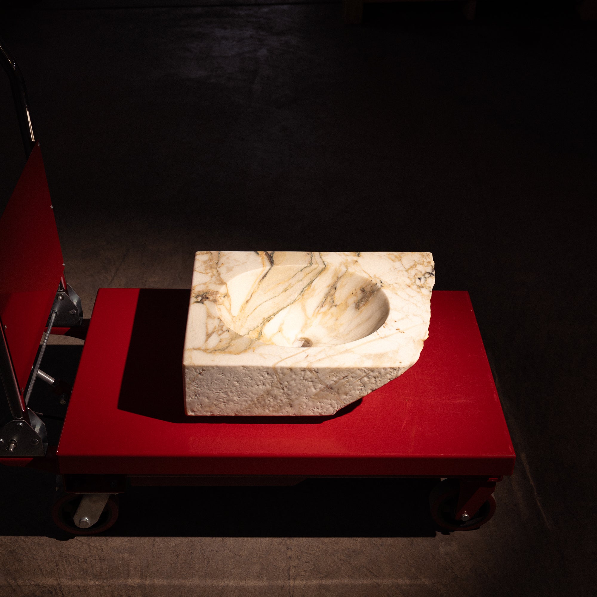 Monet Chiseled Vessel V1