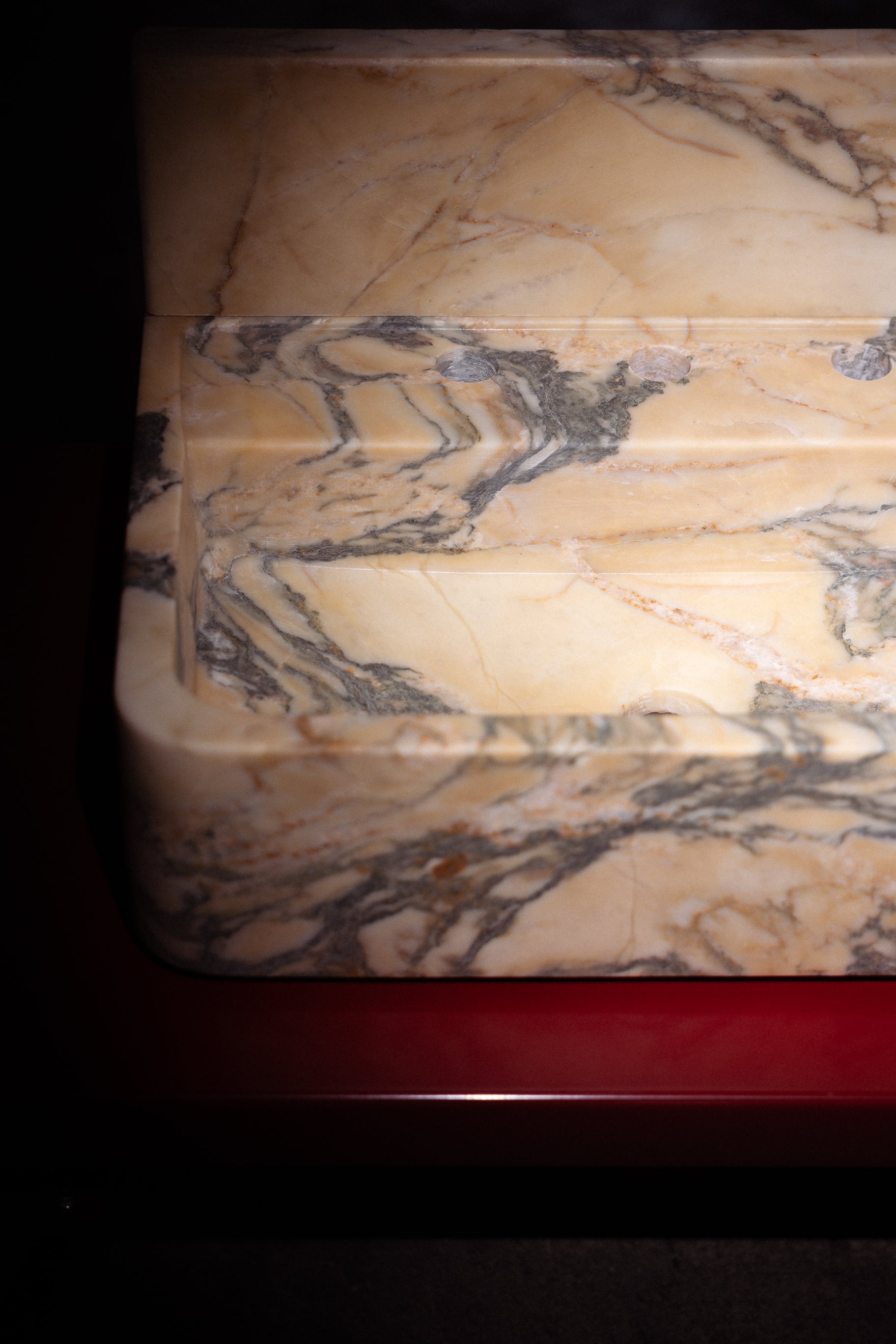 Calacatta Machia Vecchia Floating sink - Castelli Marble