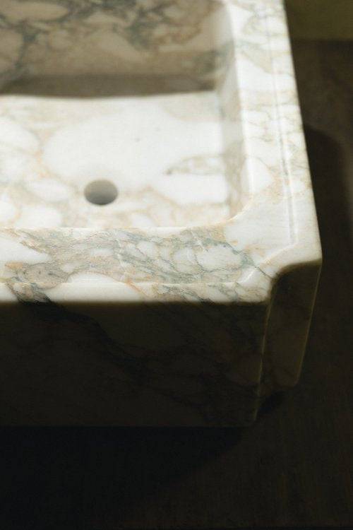 Calacatta marble tile