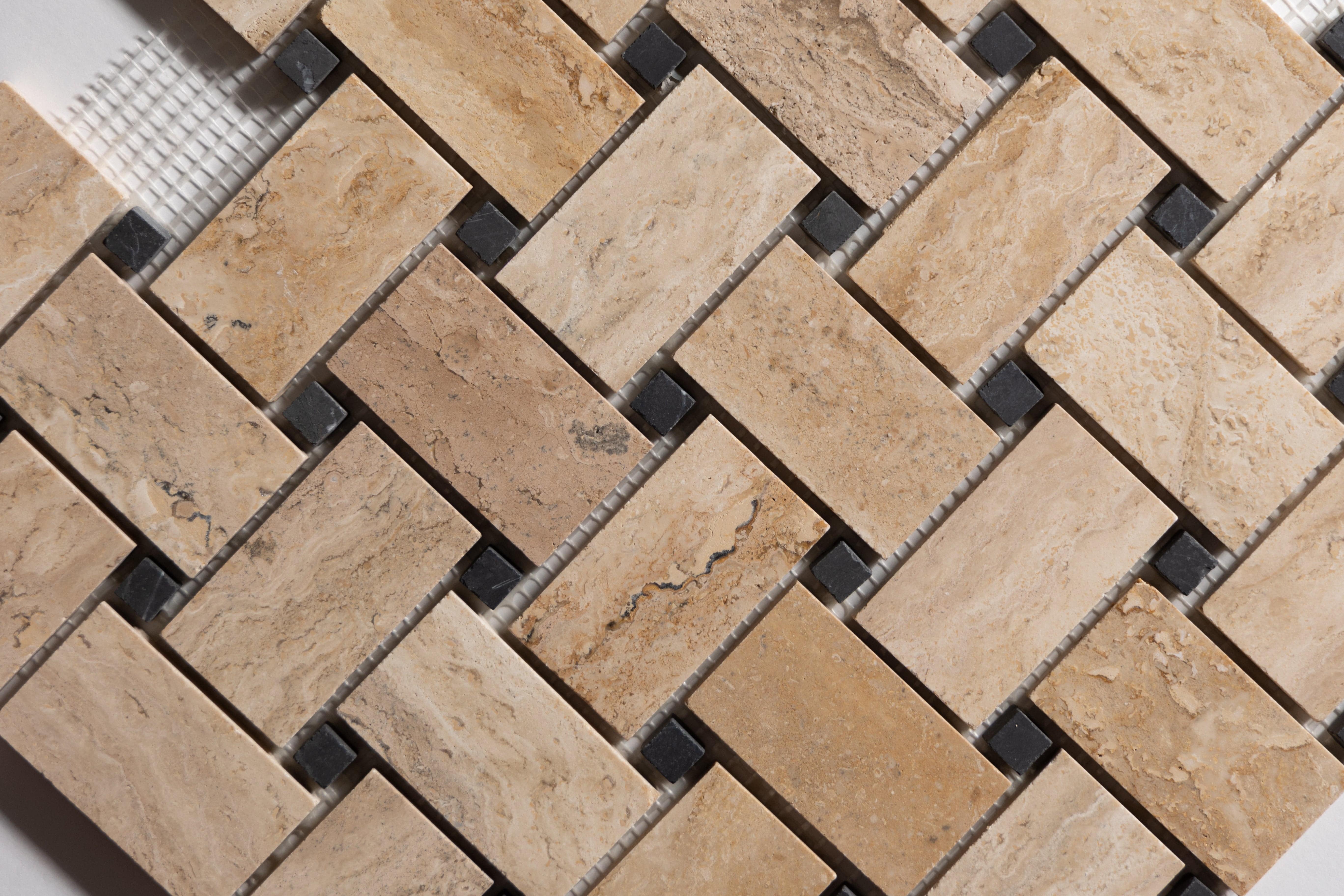 Savana Travertine / Nero Basket Weave - Castelli Marble