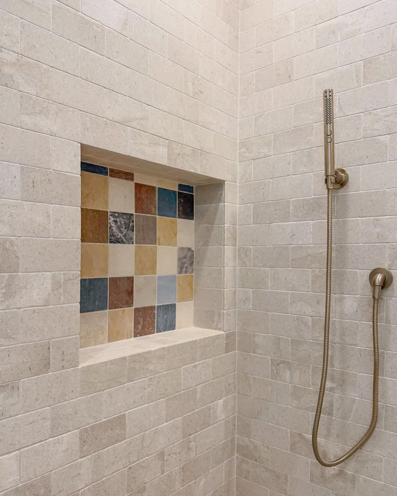 Sierra Limestone 3"x6" tumbled