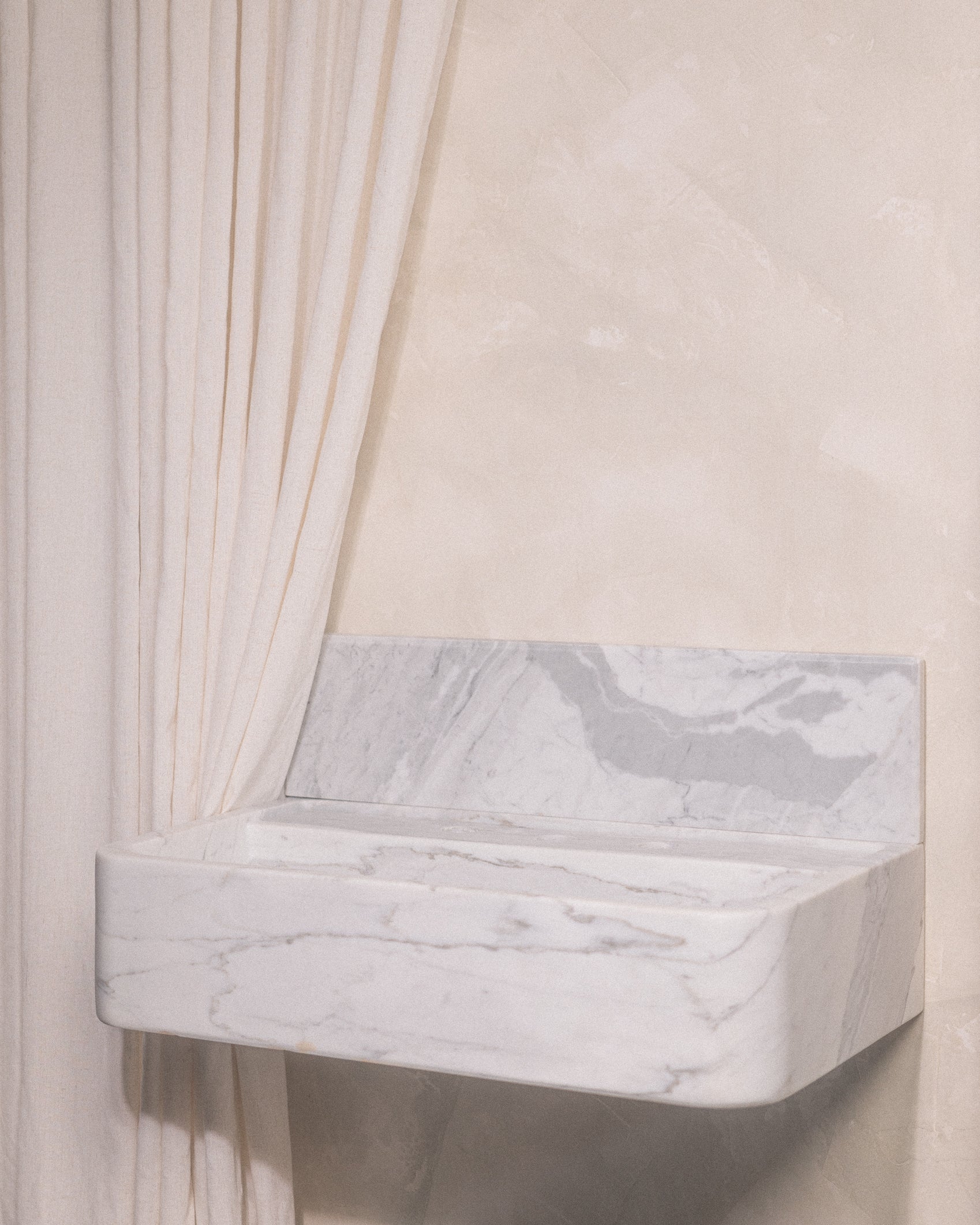 Statuary Sink Vessel 3 Hole deck mount - Castelli Marble