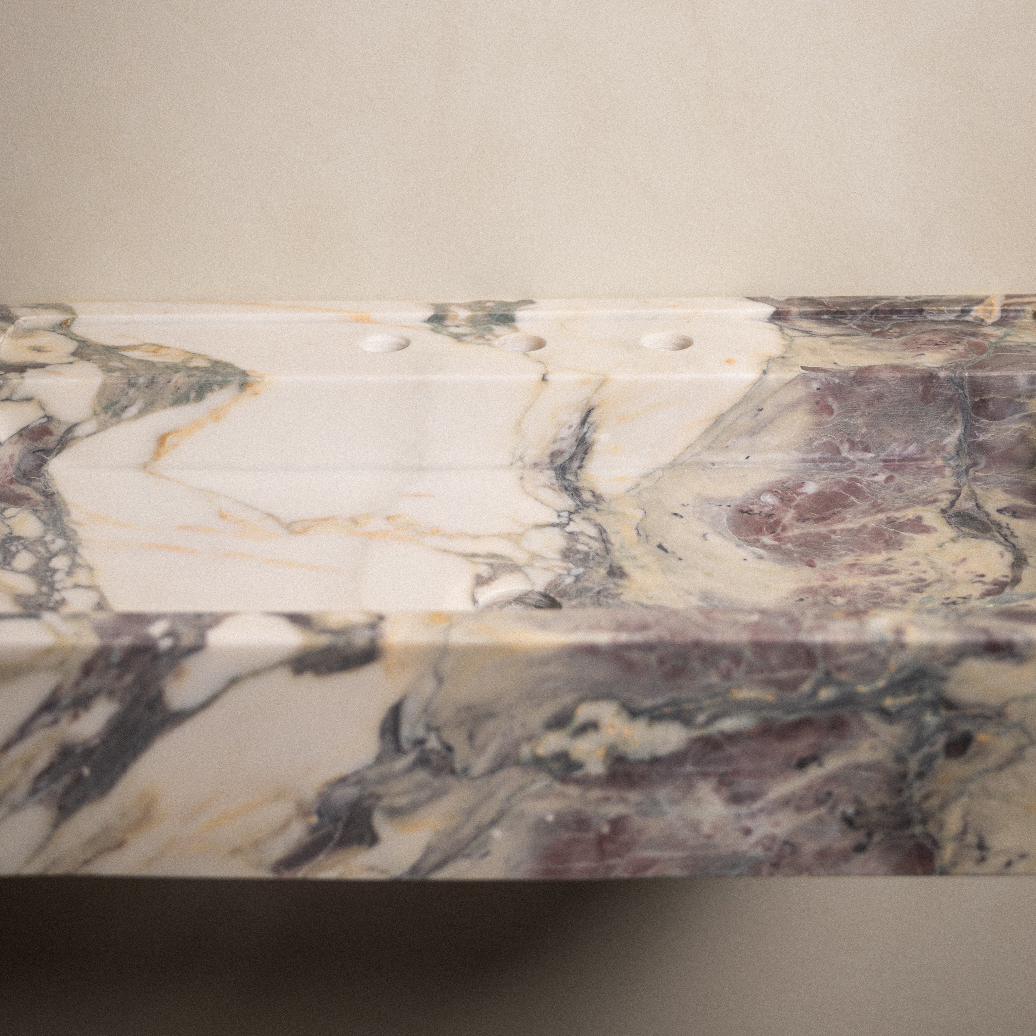 Viola Floating 32" sink - Castelli Marble