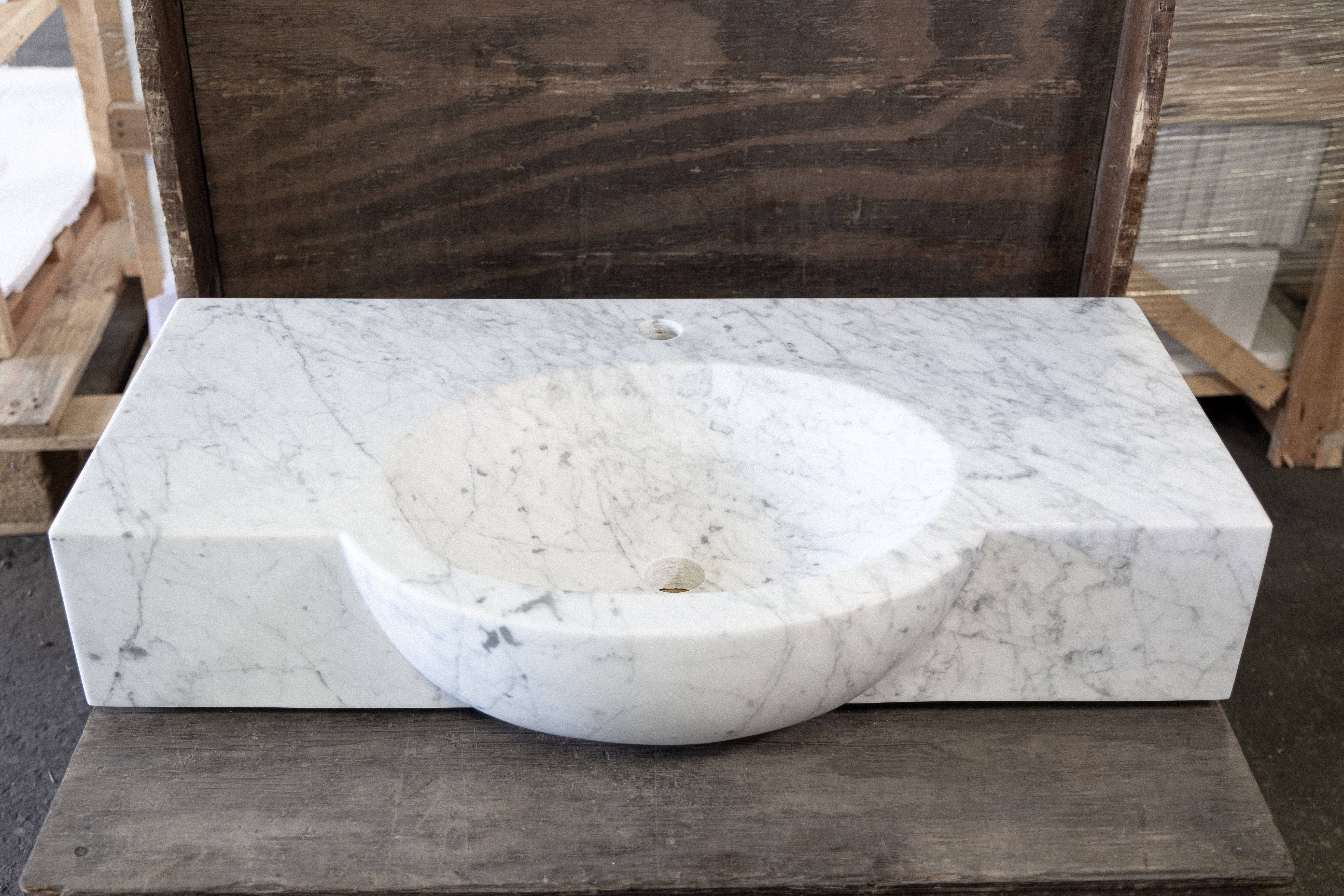 Statuary Floating (3) - Castelli Marble