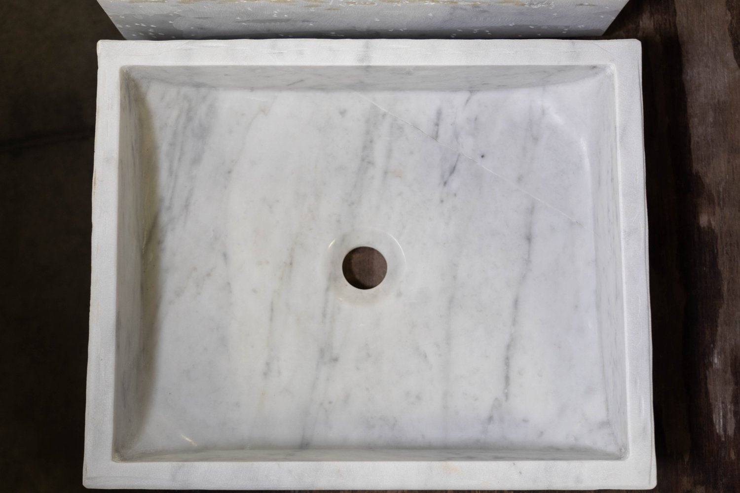 Venatino Carrara Sinks