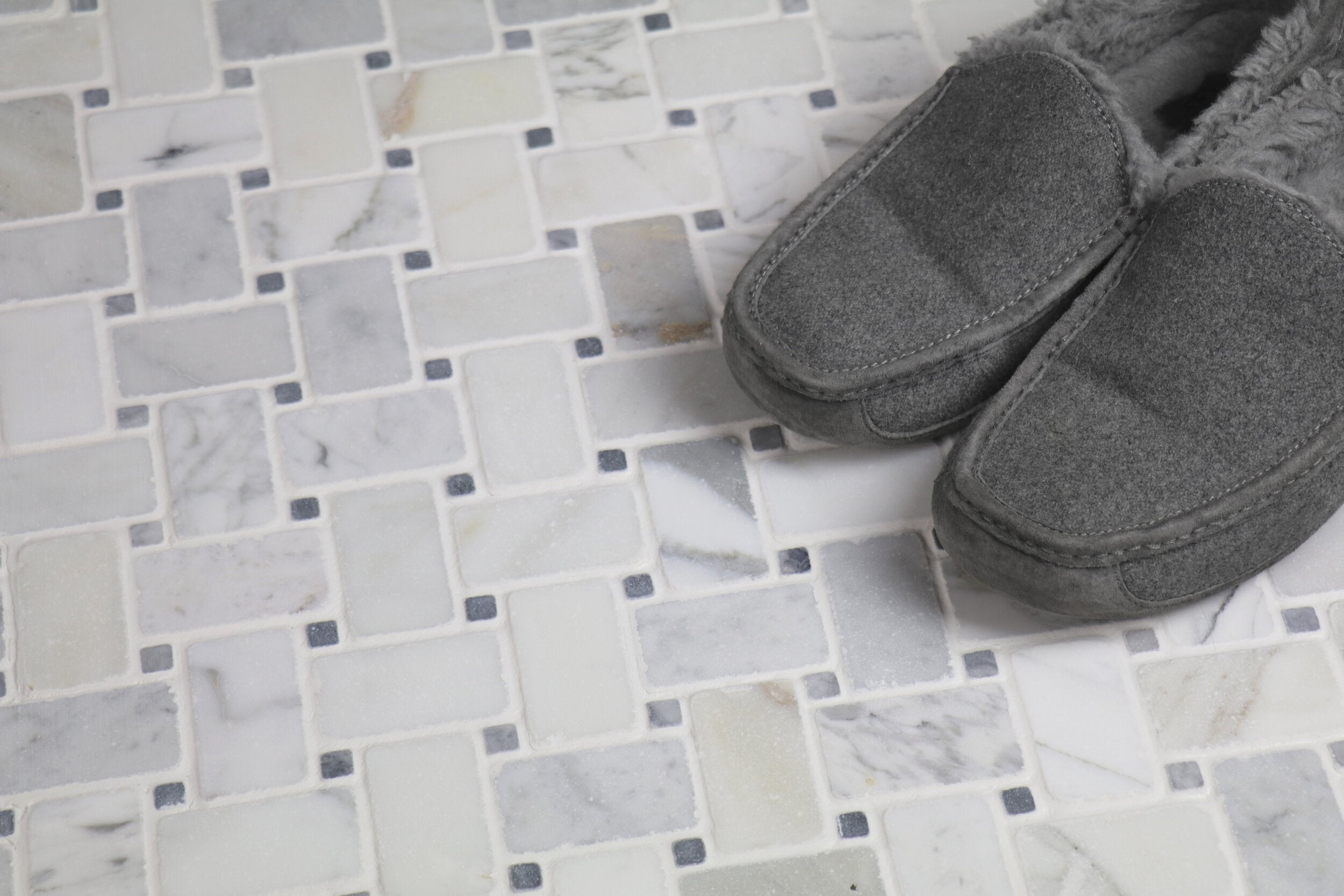 Antique Carrara Basket Weave Mosaic Mosaic Tile