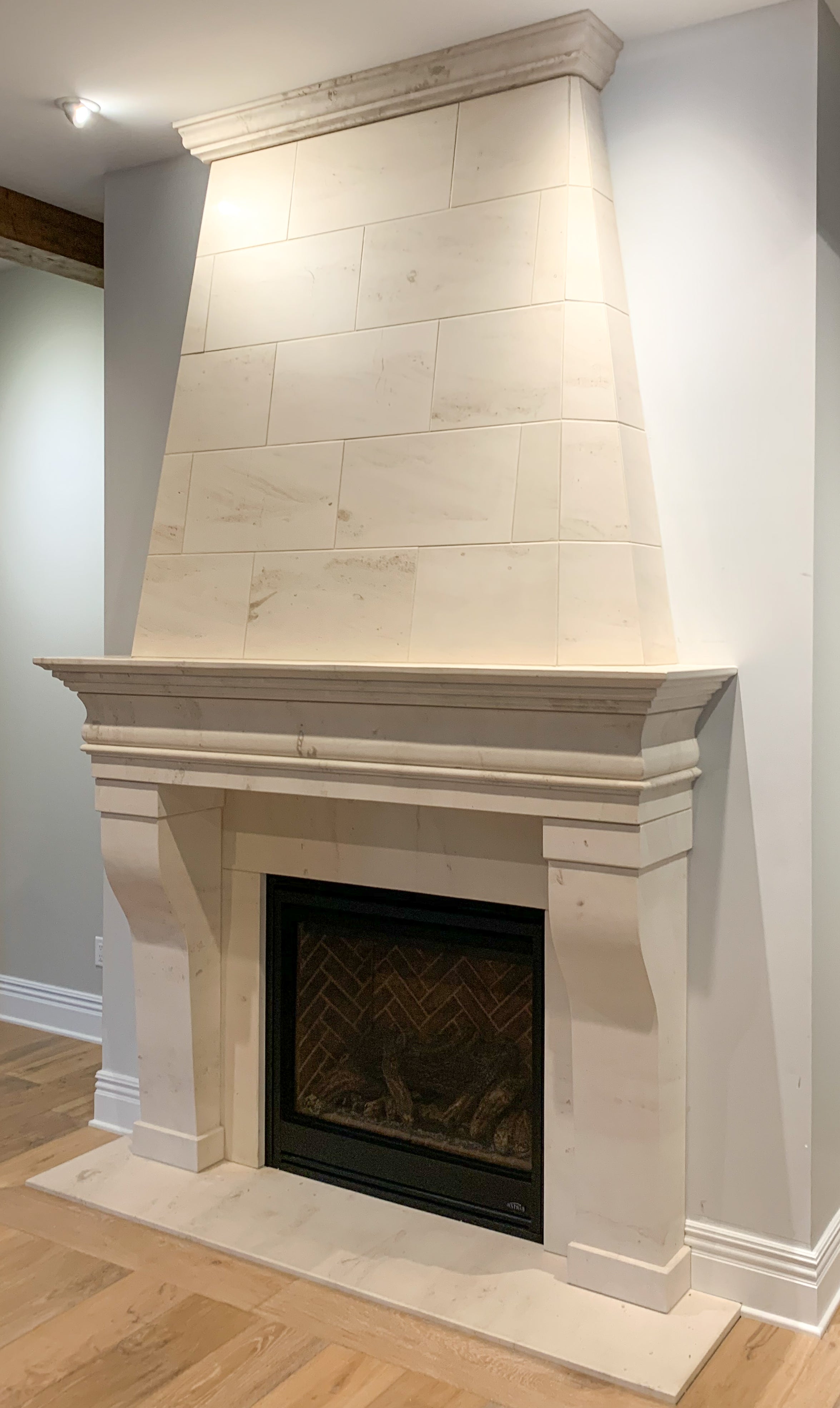 USA Crema Marble
