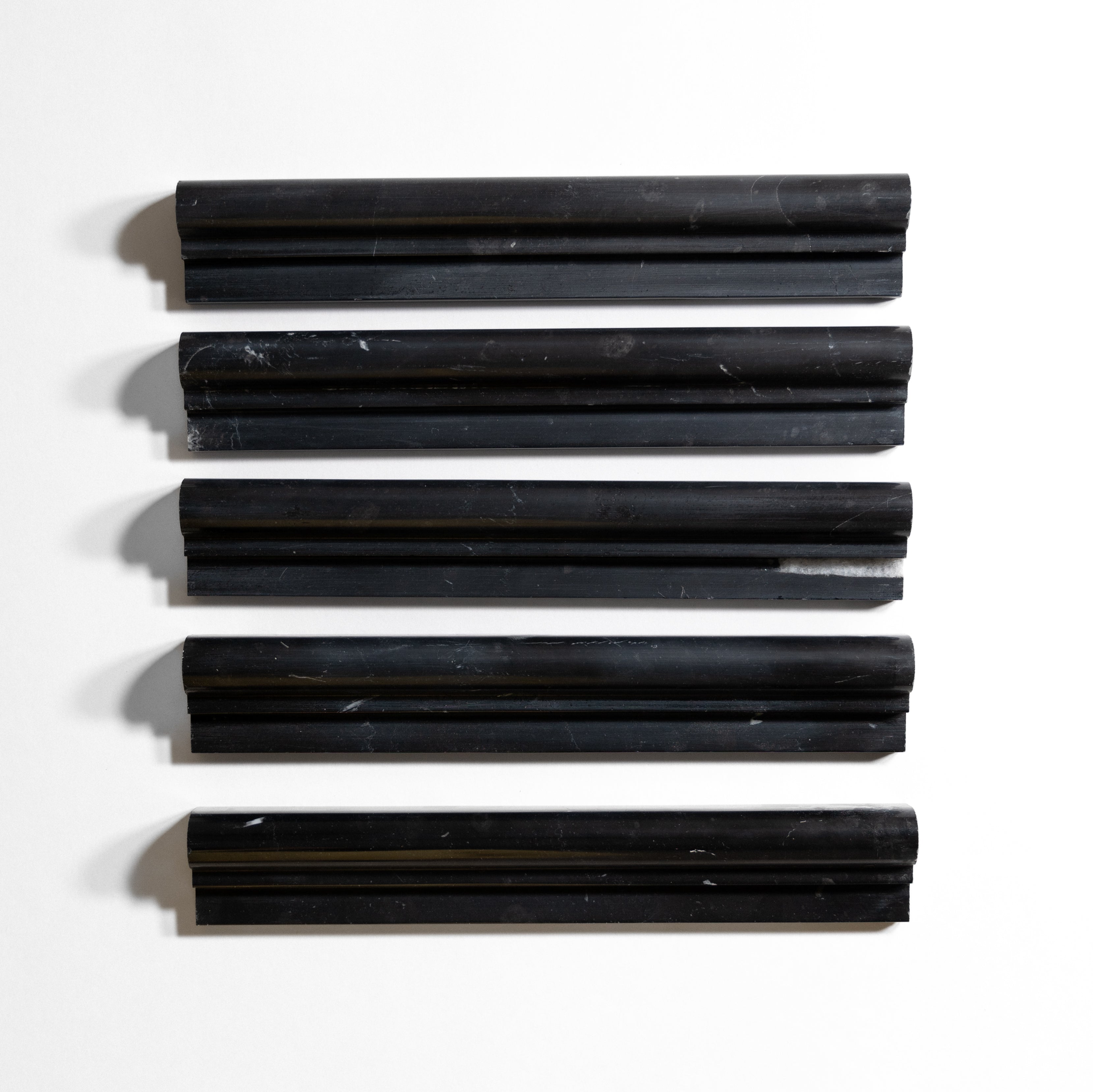 Nero St. Gabriel Chairrail Moulding