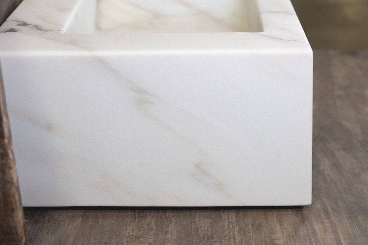 Colorado Calacatta Cube - Castelli Marble